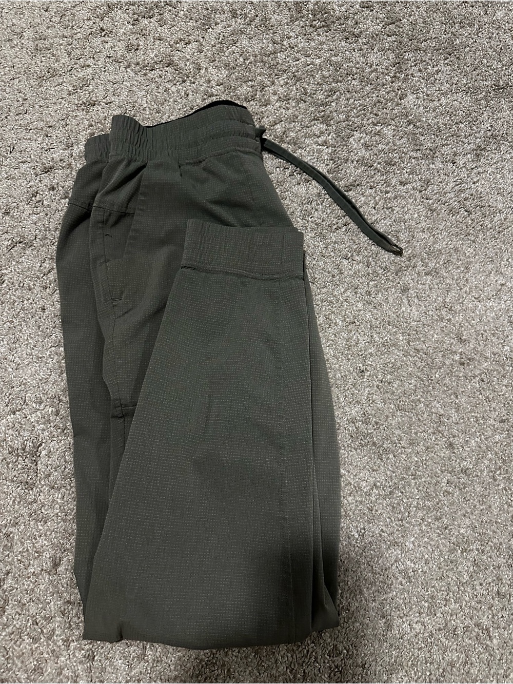 Men's lululemon Olive Green Drawstring joggers